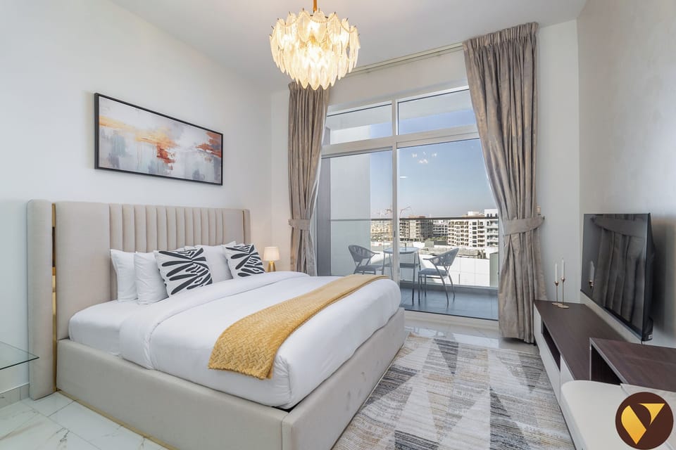 Luxury Studio, Pool View | Egyptian cotton sheets, premium bedding, in-room safe