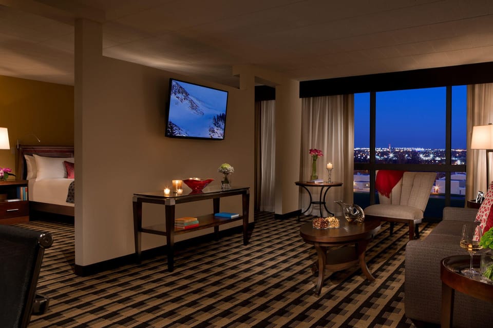 Suite, 1 Bedroom | Hypo-allergenic bedding, desk, blackout drapes, iron/ironing board