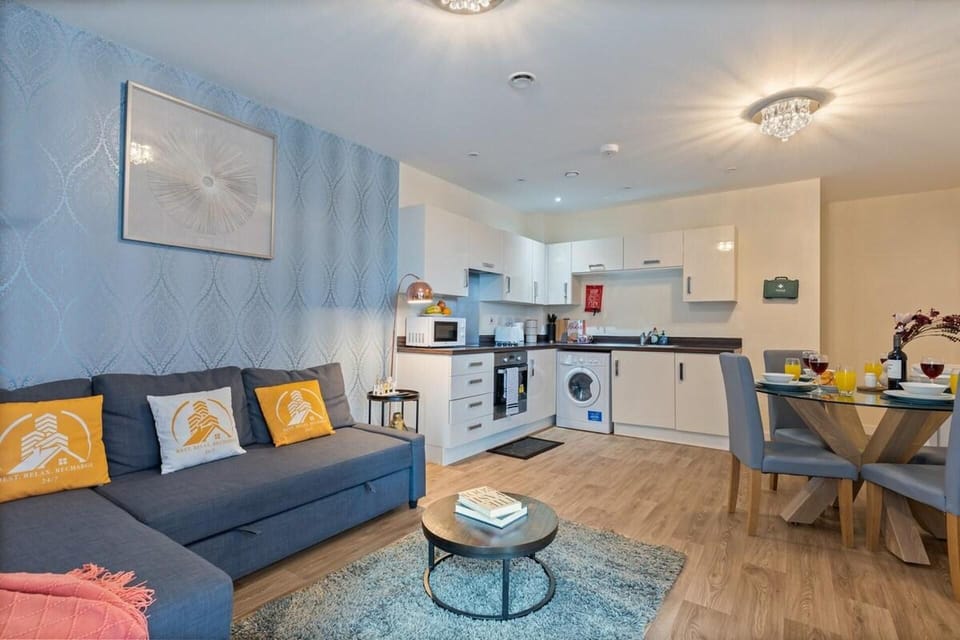 Apartment | Living area | TV