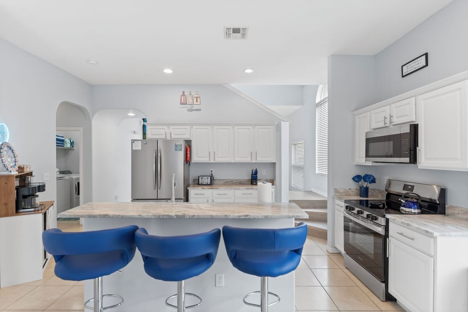kitchen island seating with open concept