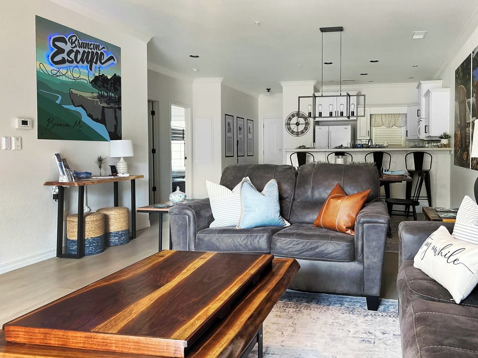 Let's move into the living room...