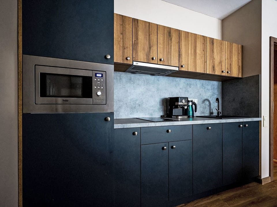 Kitchen, Cabinetry, Countertop, Interior Design, Flooring, Kitchen Appliance, Major Appliance, Furniture, Home Appliance, Cupboard