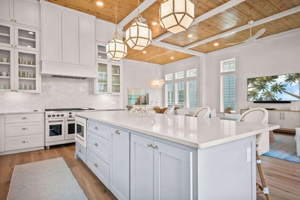 Kitchen, 1st Floor