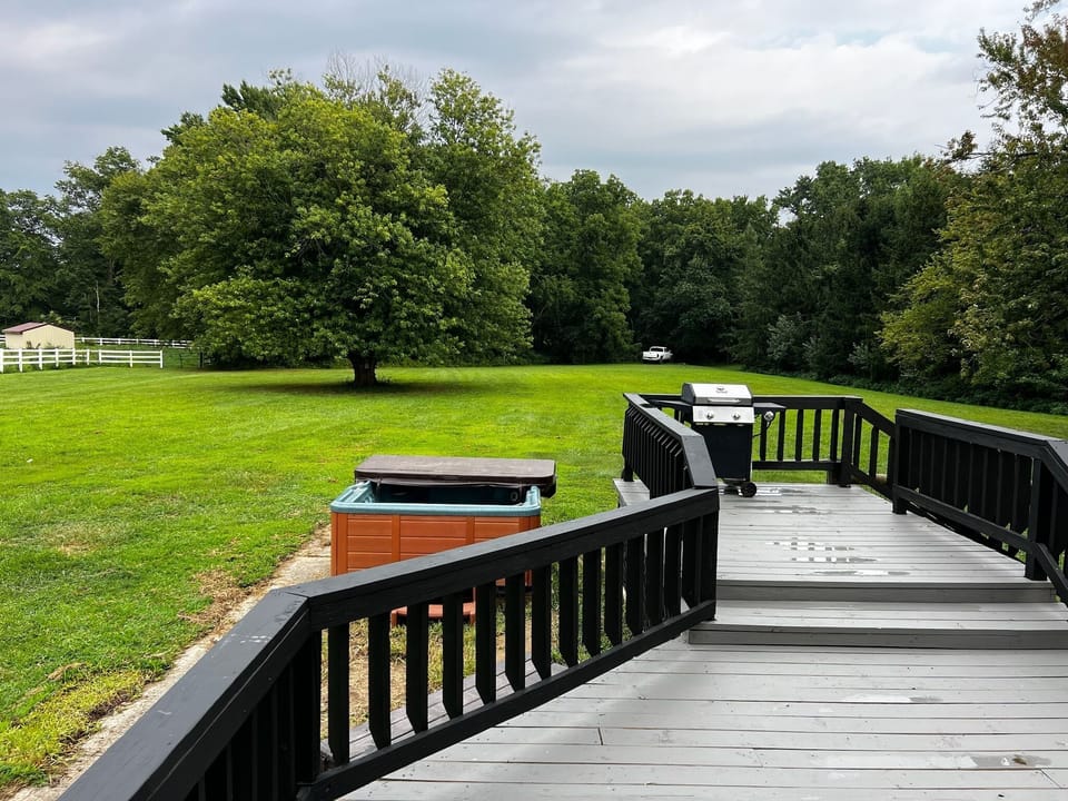 Outdoor bliss! Deck with grill, hot tub & expansive lawn