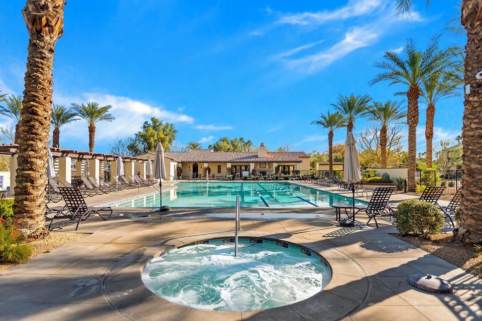 K0510- Spanish Walk Community Spa