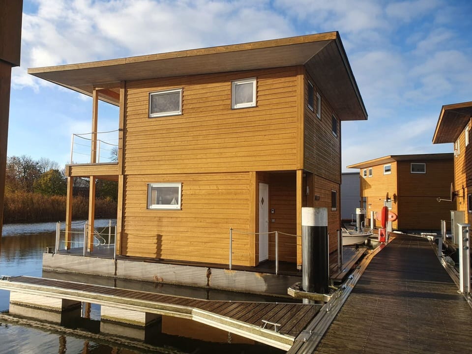 Mobile Home | Exterior