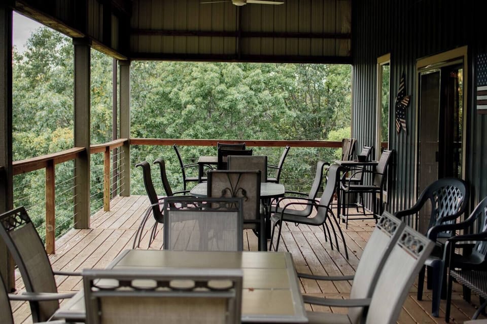 Spacious Back Deck