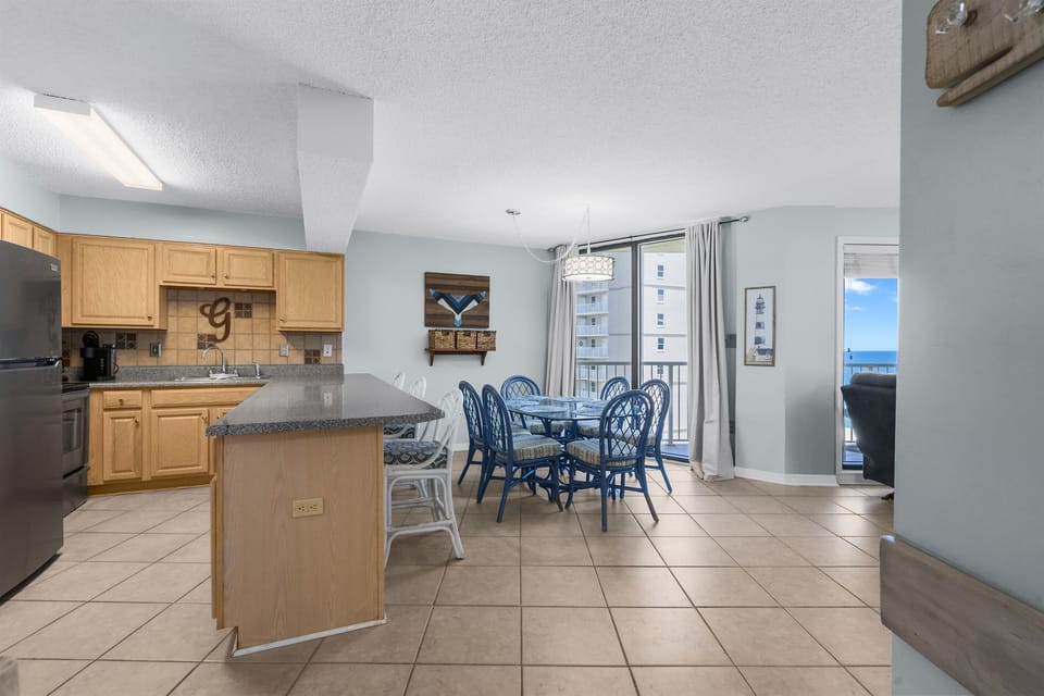 Kitchen/Dining