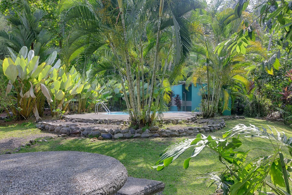 Community Pool and picnic area