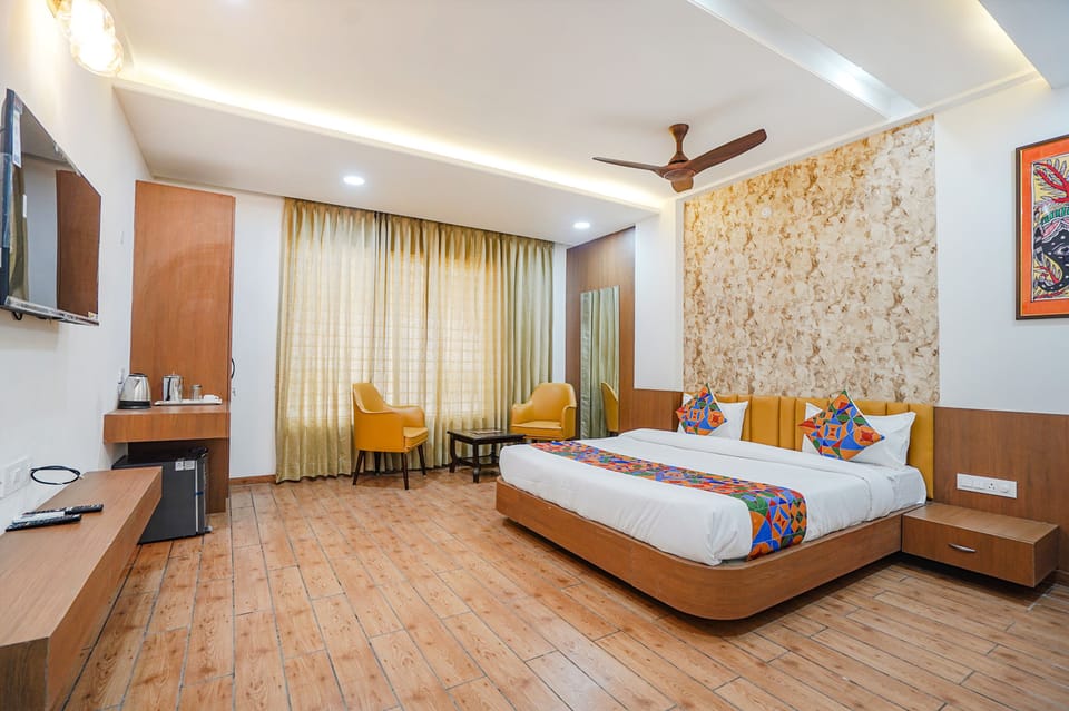 Executive Room | Egyptian cotton sheets, premium bedding, in-room safe