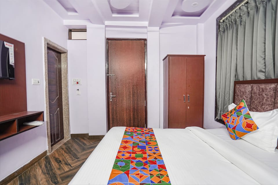 Deluxe Room | Egyptian cotton sheets, premium bedding, in-room safe, free WiFi