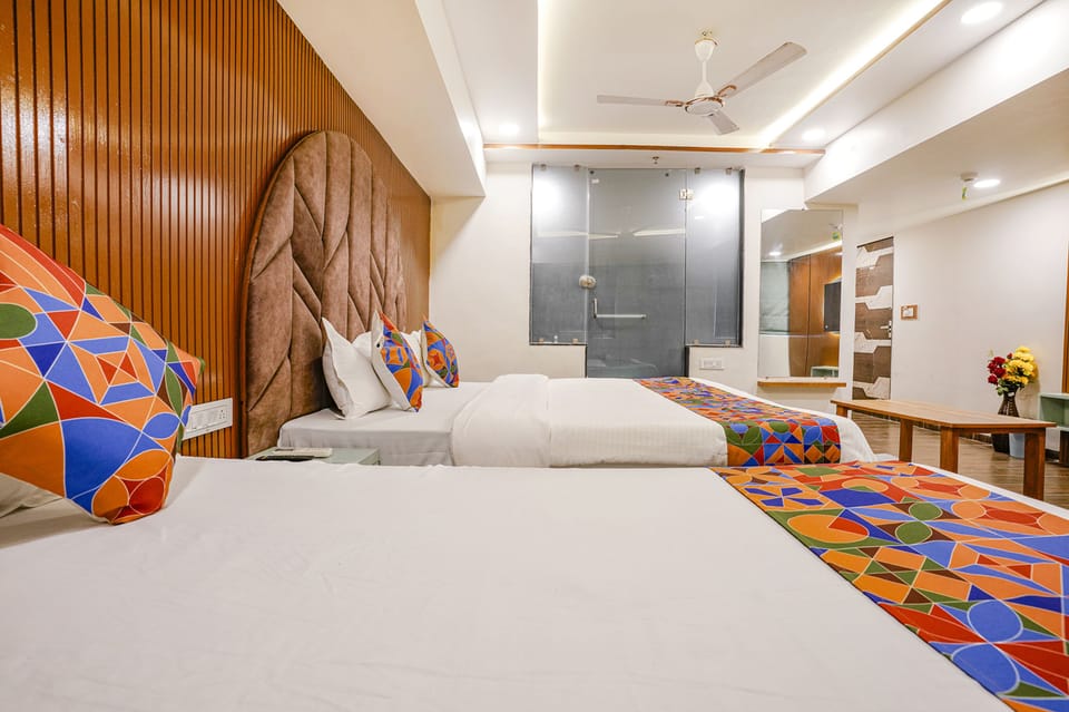 Egyptian cotton sheets, premium bedding, free WiFi, bed sheets