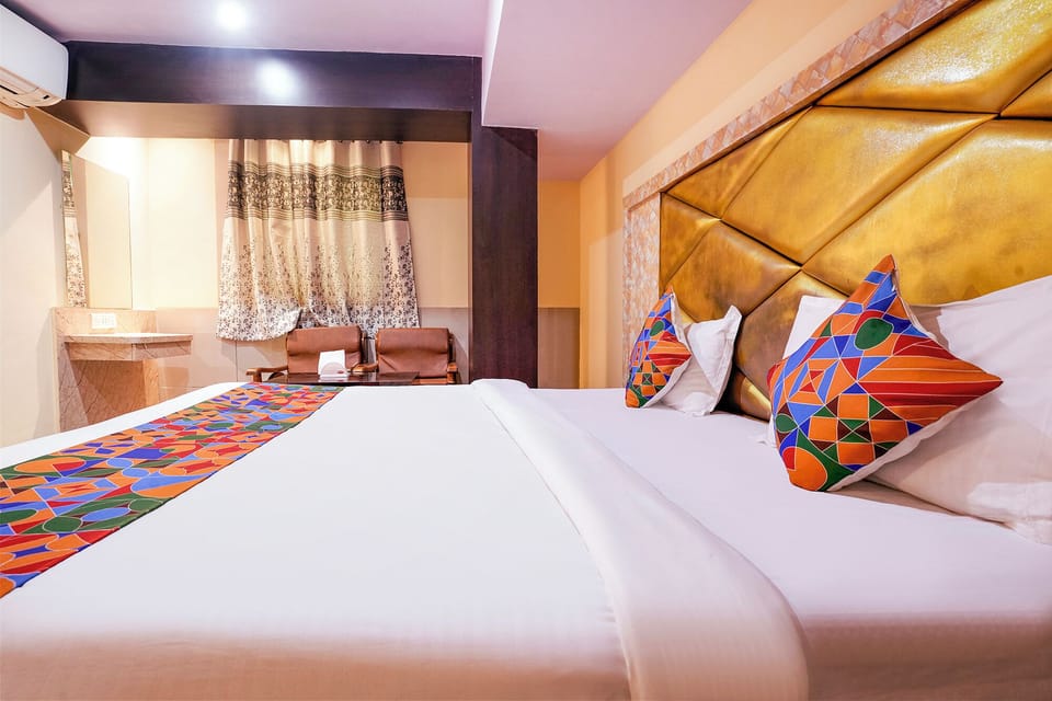 Egyptian cotton sheets, premium bedding, WiFi (free), bed sheets