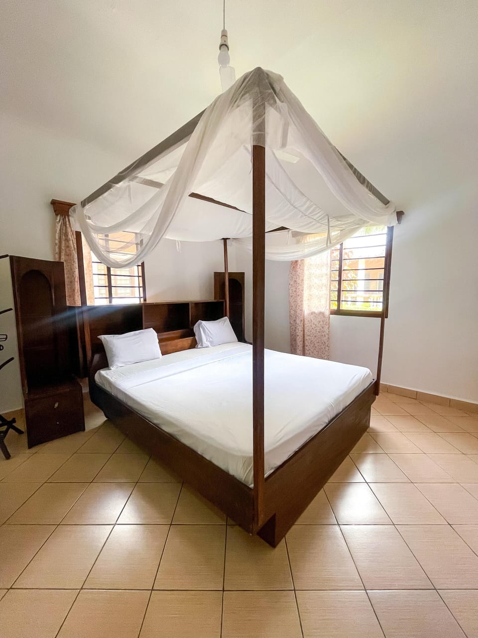Family Bungalow | Hypo-allergenic bedding, laptop workspace, free WiFi, bed sheets