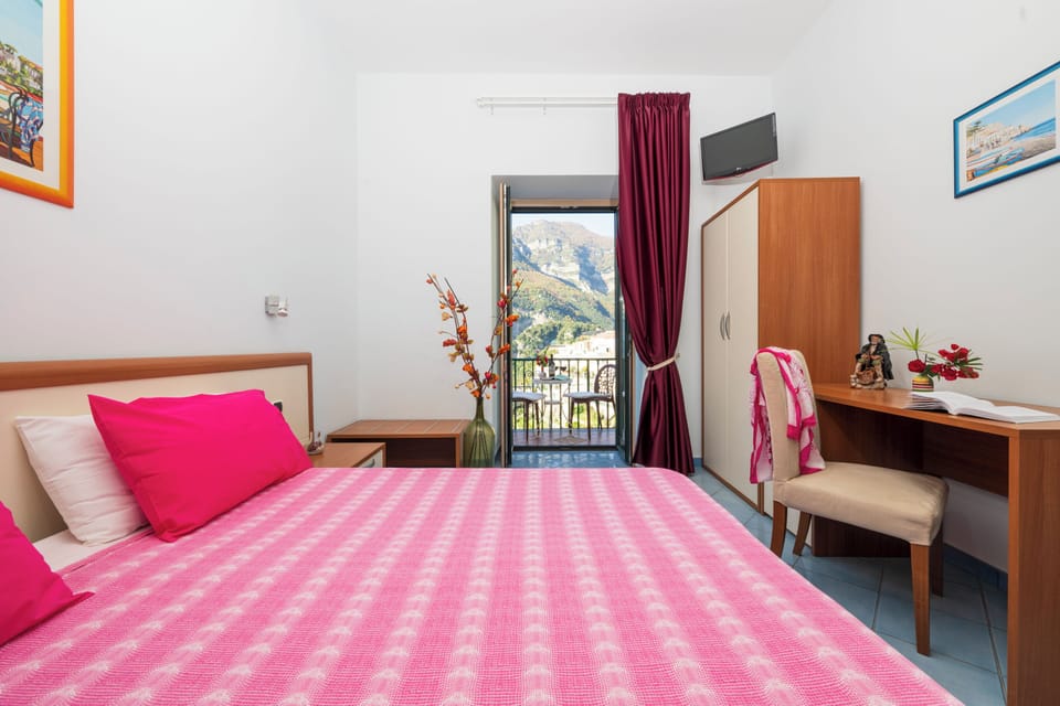Superior Double Room, Balcony, Hill View | Premium bedding, down comforters, minibar, in-room safe