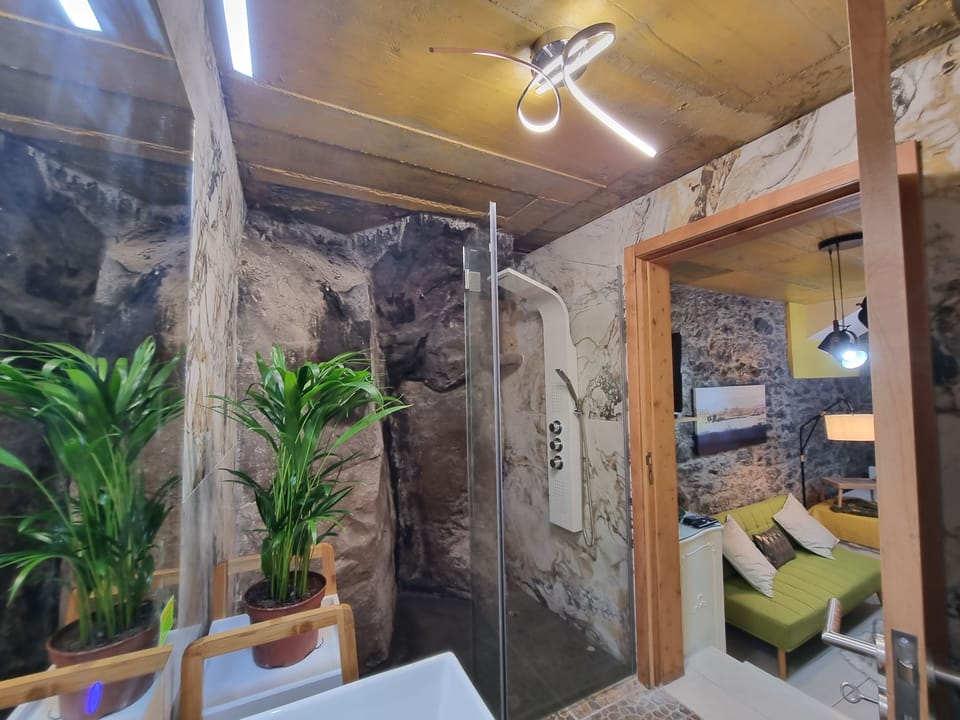 Room, 1 Bedroom, Smoking, Balcony | Living room