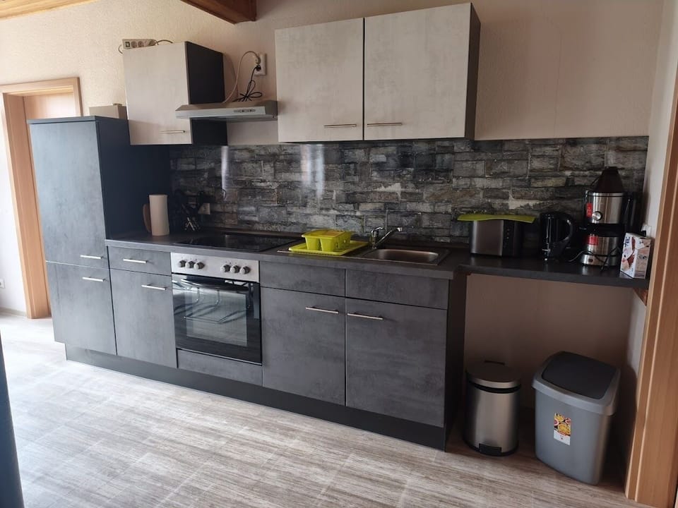Apartment, Private Bathroom | Private kitchen | Highchair