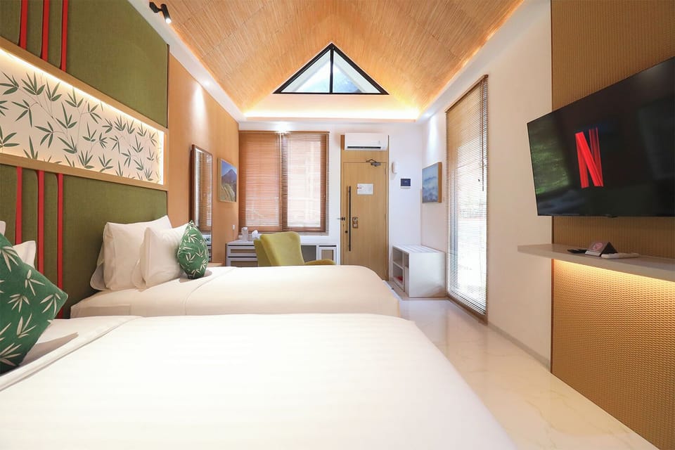 Premier Room, Terrace, Garden View | Desk, laptop workspace, free WiFi