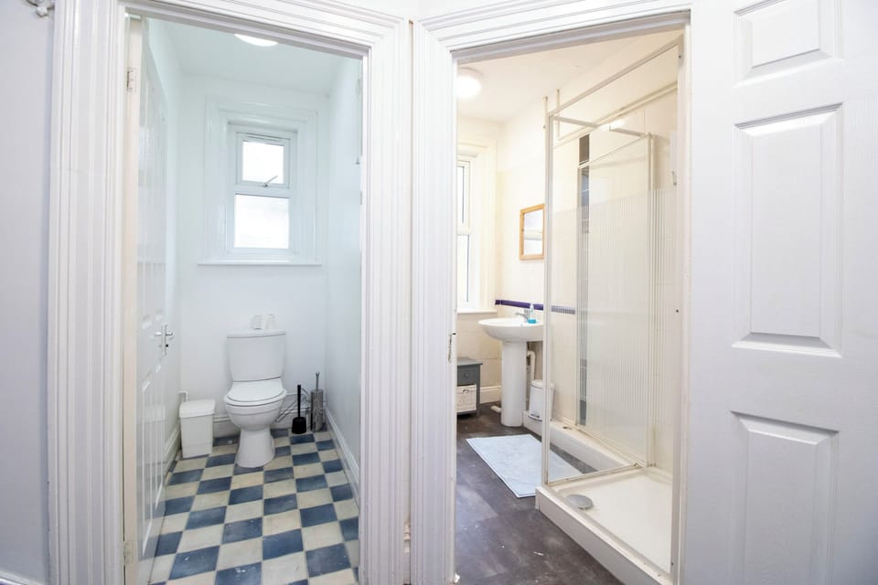 Double Room | Bathroom