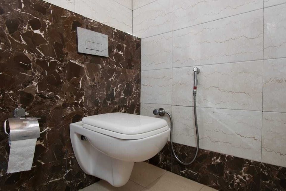 Standard Duplex, Mountain View | Bathroom | Shower, slippers, soap, toilet paper