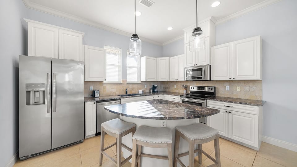 1st Floor Kitchen w/ Island