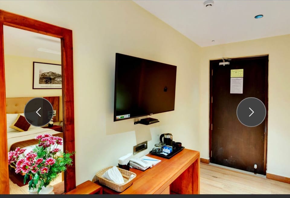 Basic Double or Twin Room | Desk, laptop workspace, iron/ironing board, free WiFi