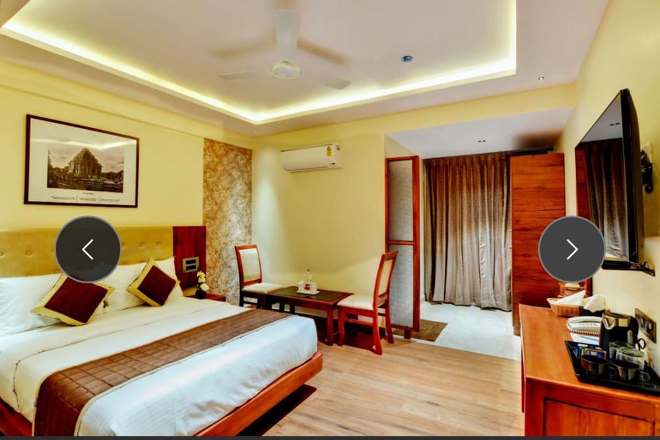Basic Double or Twin Room | Desk, laptop workspace, iron/ironing board, free WiFi