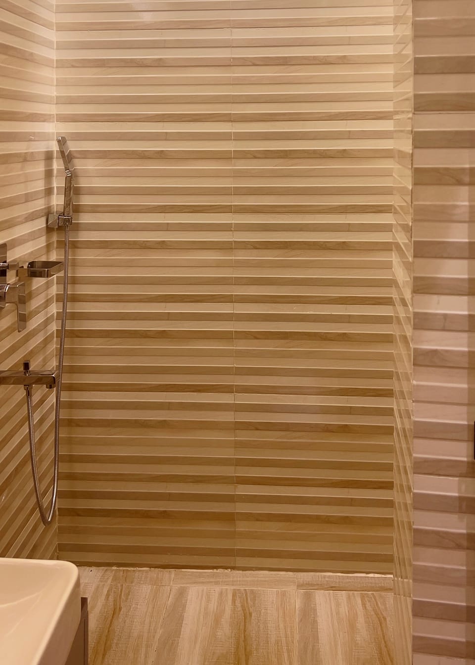Shower, towels, soap, shampoo