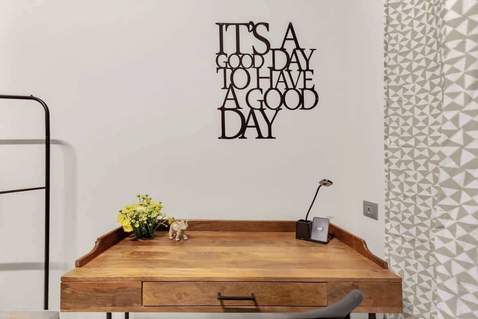 WRITING DESK