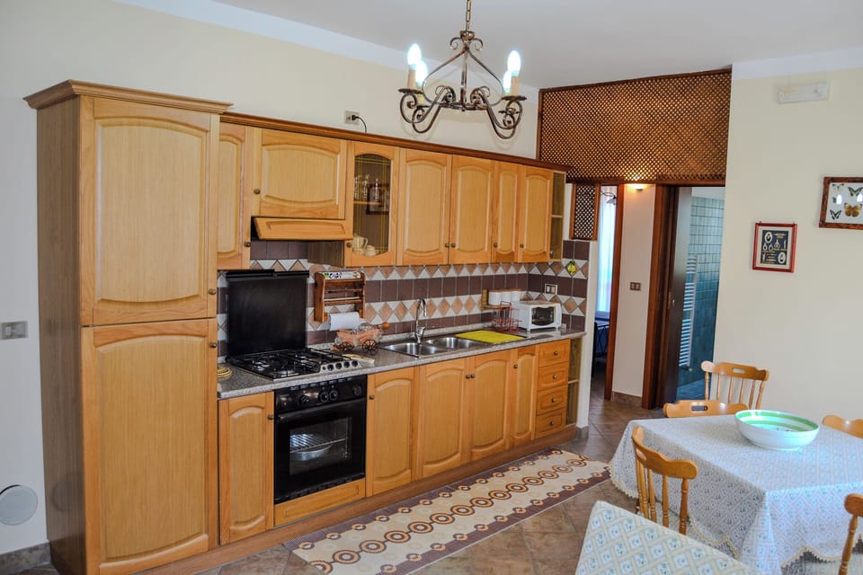 Apartment, Mountain View | Private kitchen | Espresso maker, toaster