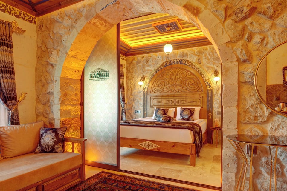 Deluxe Suite, Balcony, Valley View | 1 bedroom, premium bedding, in-room safe, blackout drapes