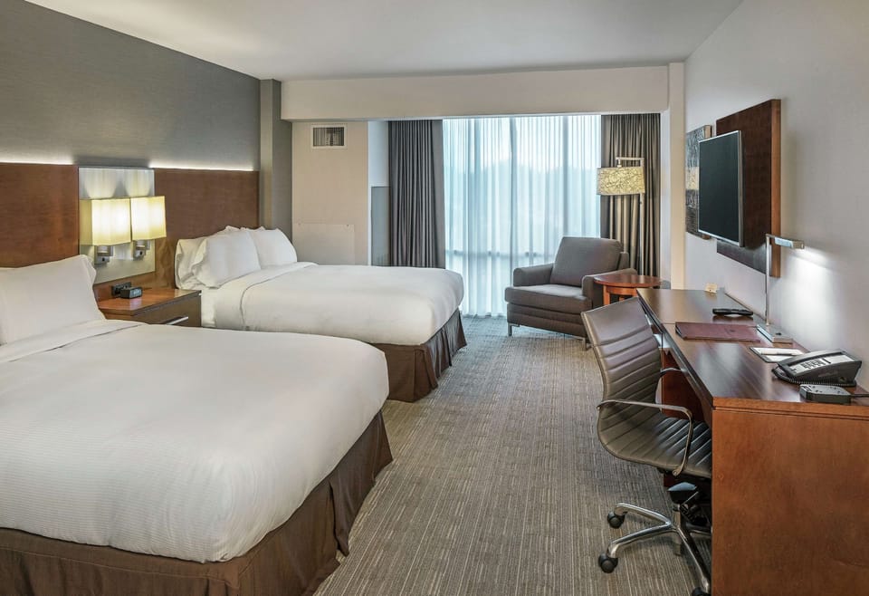 In-room safe, individually decorated, individually furnished, desk