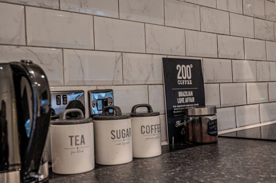 House | Coffee and/or coffee maker