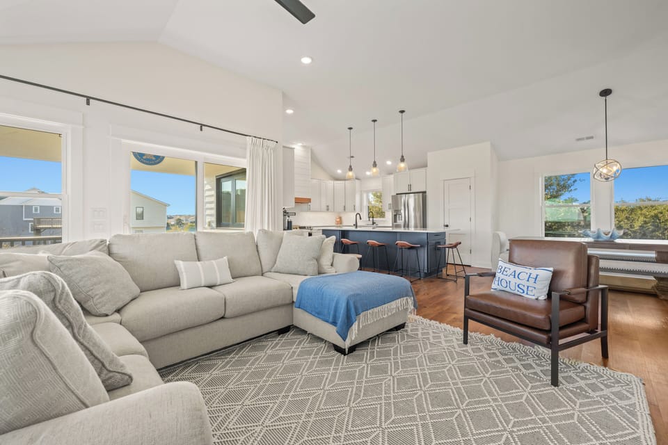 Living Area - Top Level