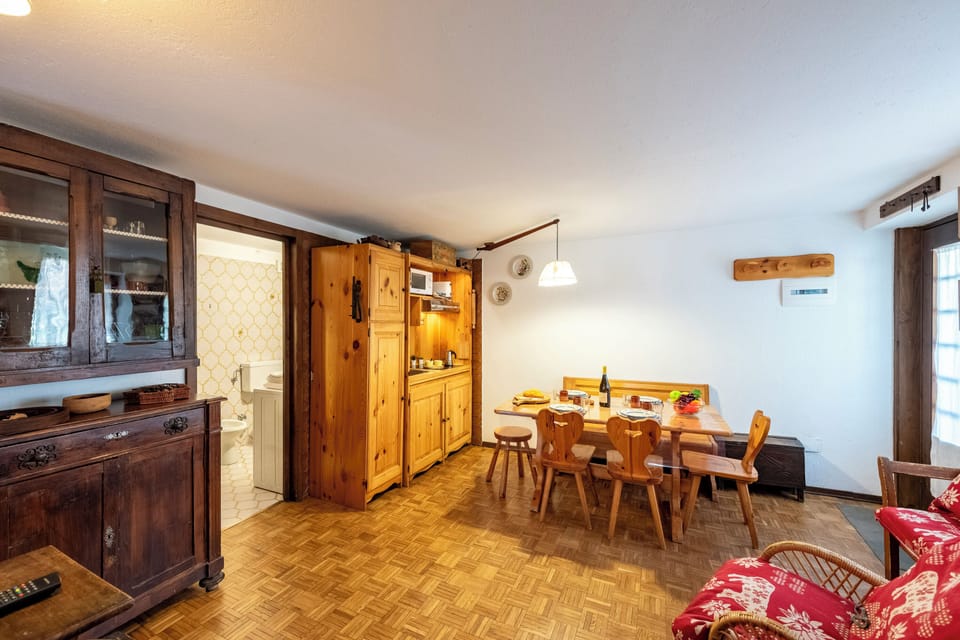 Living and dining room