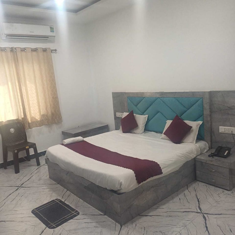 Deluxe Double Room | Desk, laptop workspace, WiFi (free)