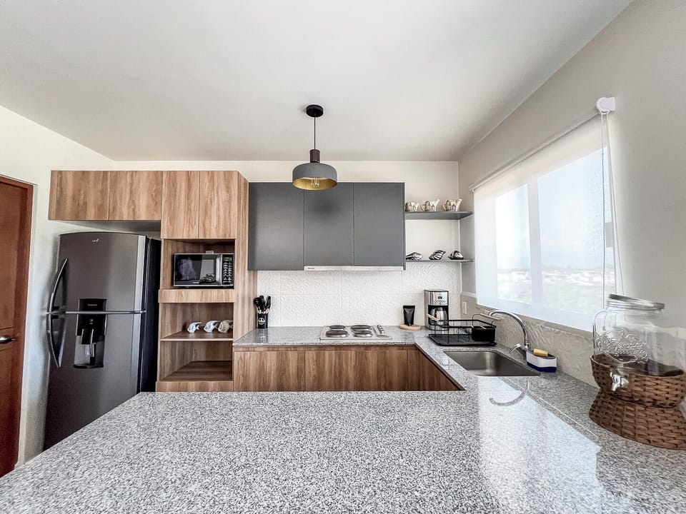 Comfort Apartment | Private kitchen | Electric kettle
