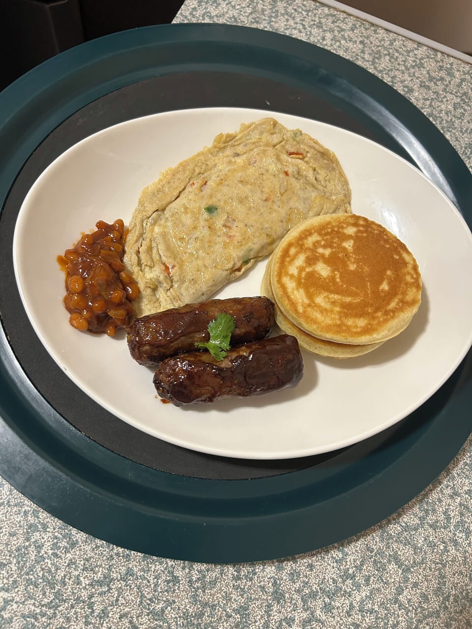 Free daily English breakfast