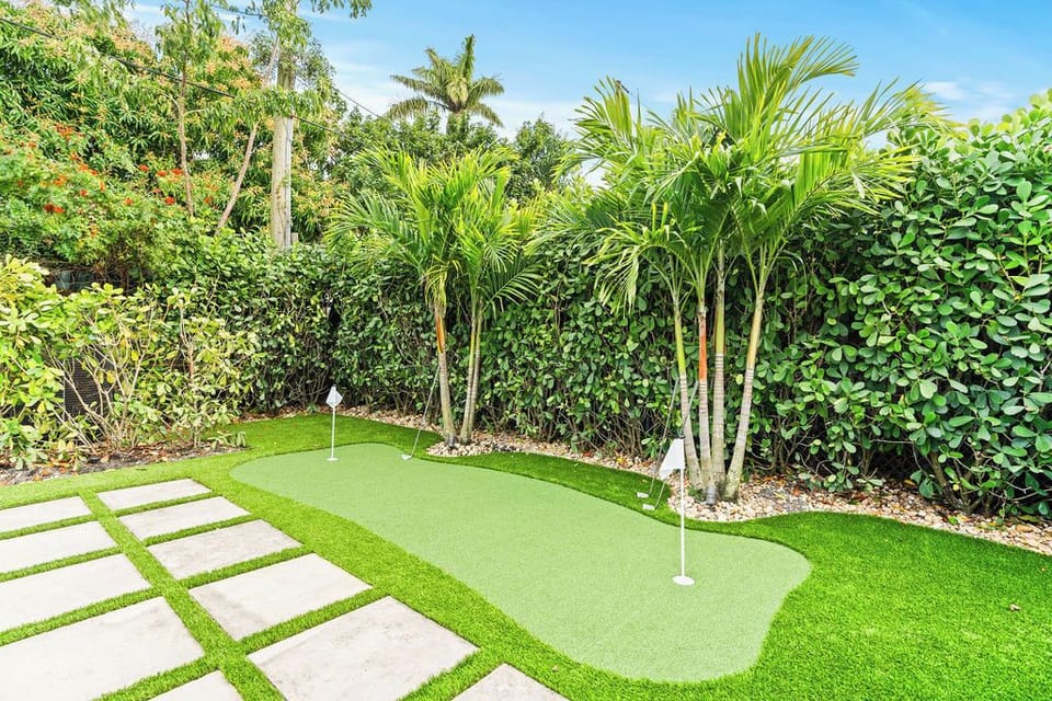 Putt your way to fun! ⛳ Enjoy our private mini-golf course, perfect for some friendly competition and relaxation.