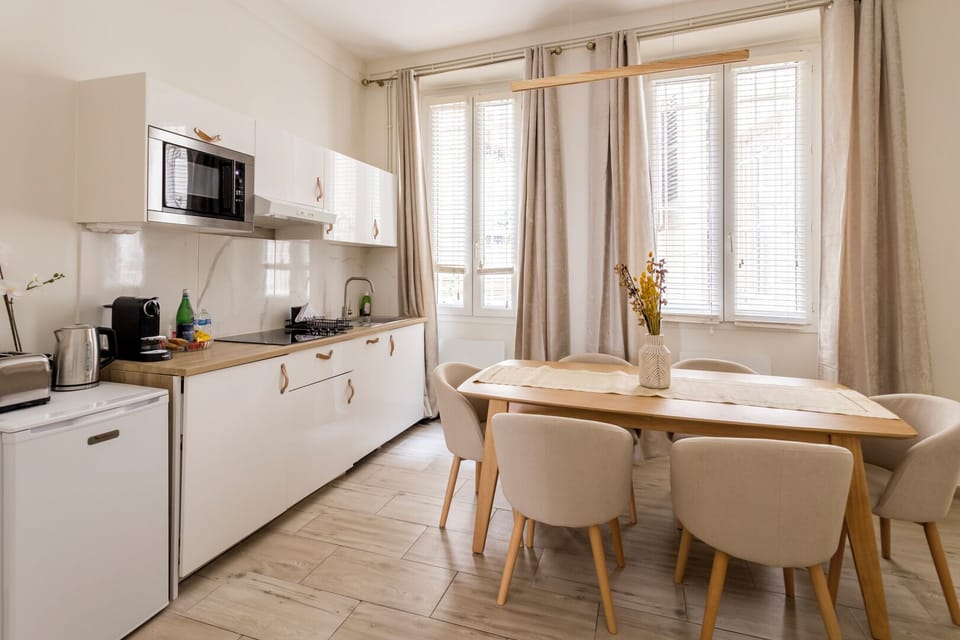 Apartment, Non Smoking | Private kitchen