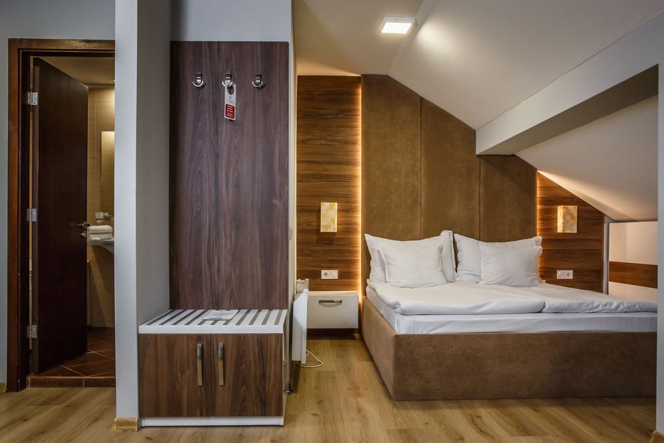 Deluxe Studio, 1 Queen Bed | View from room