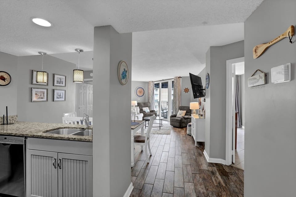 Entryway View