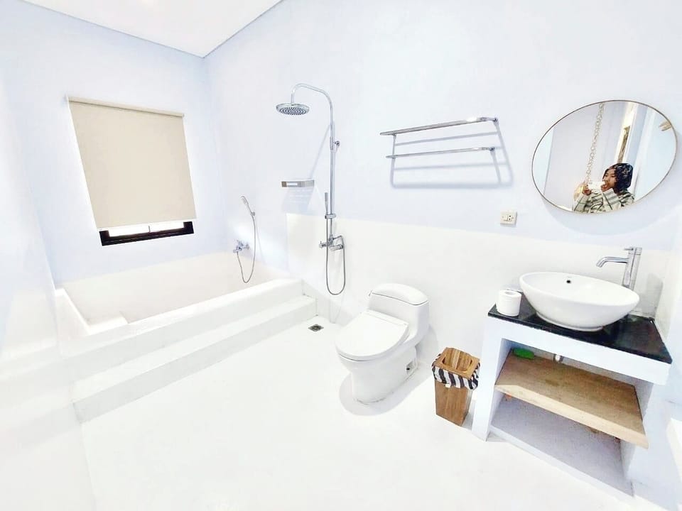 Executive Double Room | Desk, laptop workspace, free WiFi