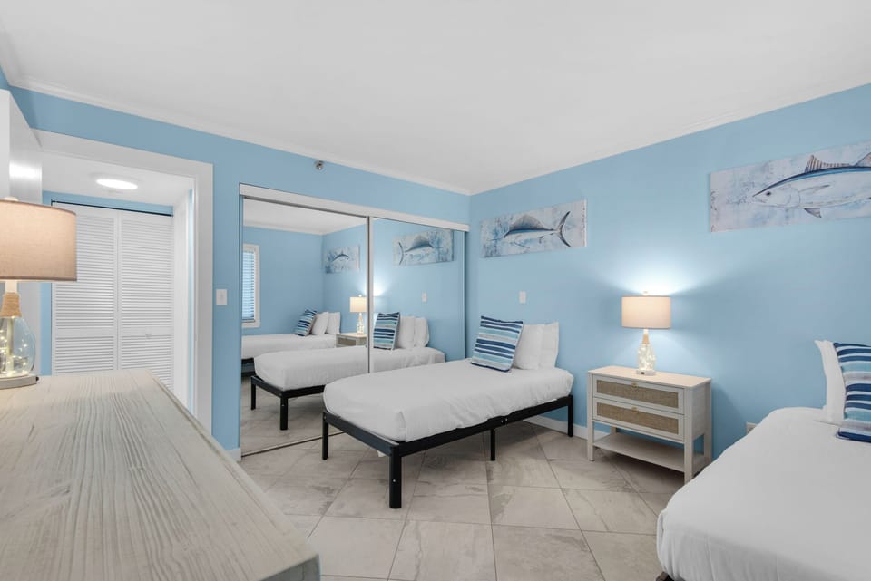 Guest bedroom