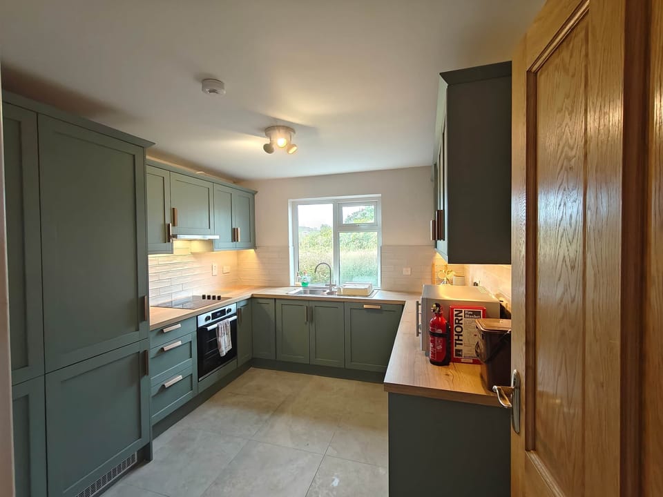 Kitchen 1