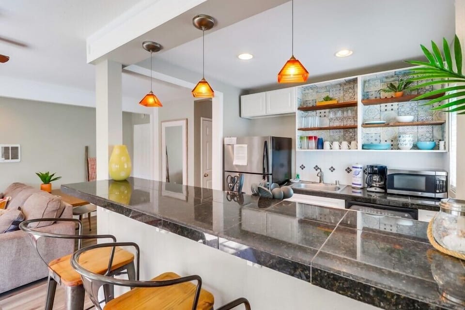 Apartment, Multiple Beds, Hot Tub, City View | Private kitchen | Coffee/tea maker