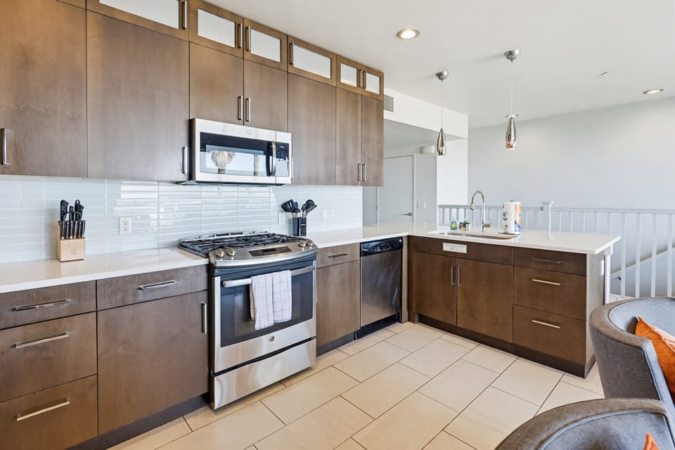 Condo, Multiple Beds, Balcony, Ocean View | Private kitchen | Coffee/tea maker