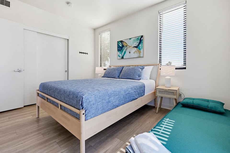 Condo, Multiple Beds, Balcony, Beach View | Individually decorated, individually furnished, bed sheets