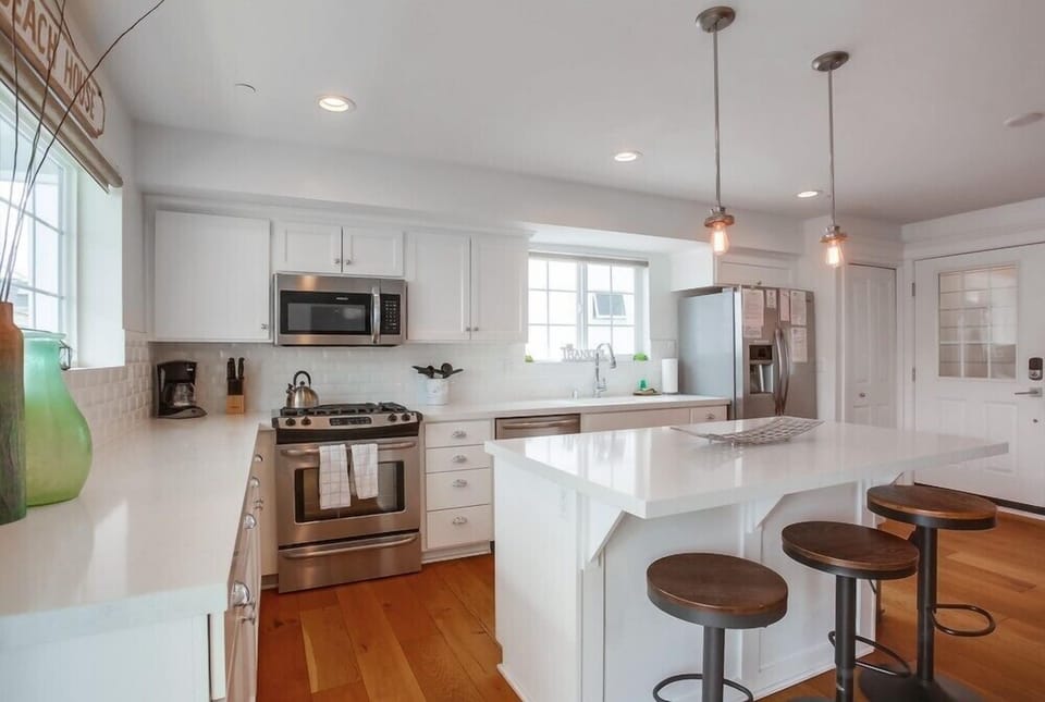 Apartment, Multiple Beds, Patio, Partial Ocean View | Private kitchen | Coffee/tea maker
