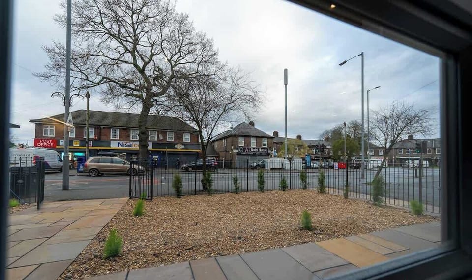 External view of surroundings..